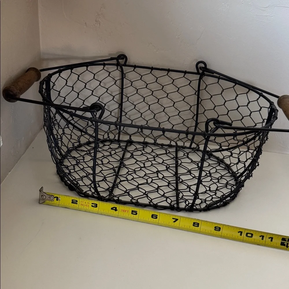 Rustic Wire Basket - Picture 6 of 8